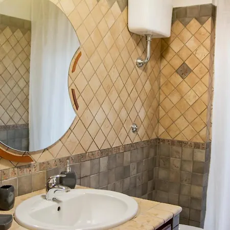 Mirabila * פומפיי